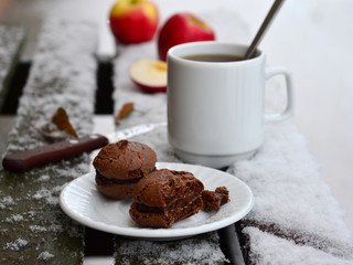 almond cookies with chocolate
