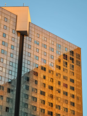 Fototapeta premium The facade of a modern skyscraper in Genoa