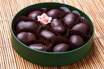 Cioccolatini in un contenitore