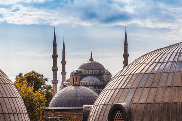Fototapeta na wymiar Blue Mosque in Istanbul seen from Hagia Sophia