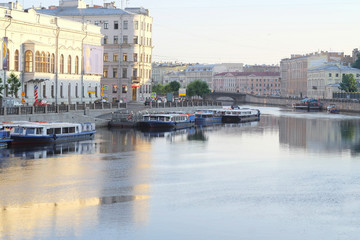 Fototapeta premium River channel with boats in Saint-Petersburg
