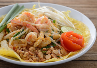 pad thai. Thai style noodles