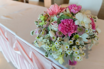 pink tone flower bouquet