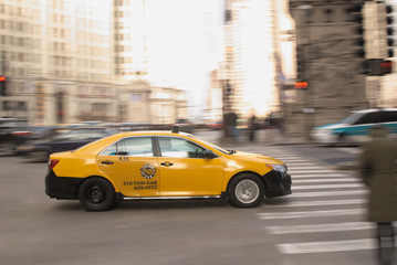 Fototapeta na wymiar Cab to Downtown Chicago, Illinois