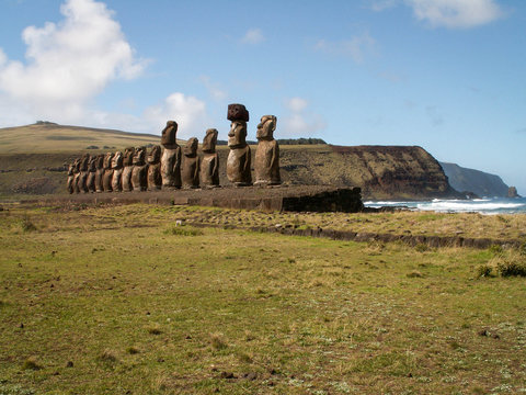 Inland Facing Moai