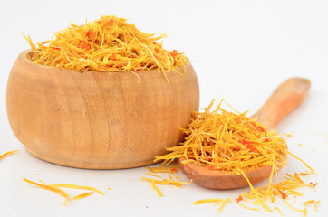Saffron in wooden bowl