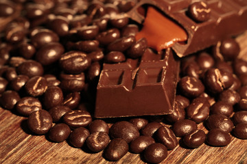 Coffee beans with chocolate glaze and dark chocolate