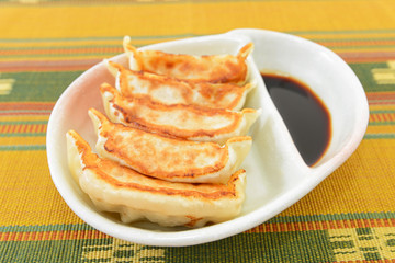美味しそうな焼き餃子