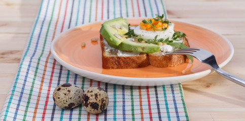 sandwiches with eggs