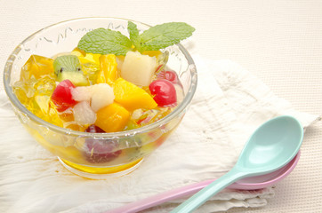 Ensalada de frutas con gelatina