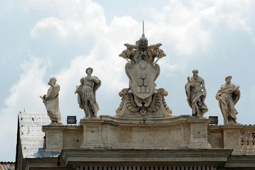 Sculptures on the facade of Vatican city works