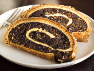 Poppy cake