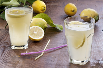 Preparing homemade lemonade