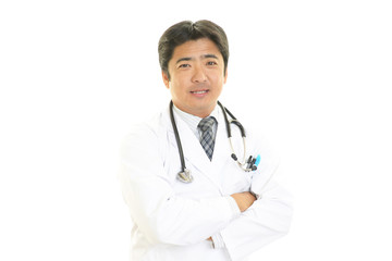 笑顔の医師