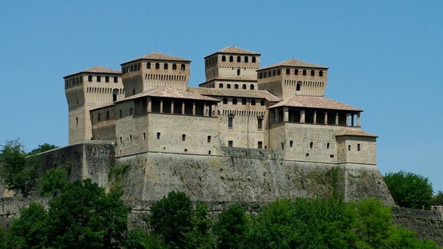 Torrechiara vid 03