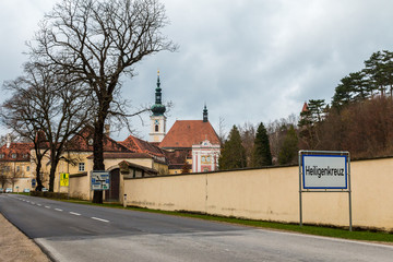 Fototapeta na wymiar Heiligenkreuz