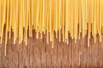 Fototapety  niegotowane spaghetti opublikowane w rzędzie