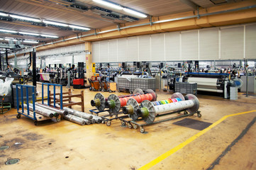 Textile industry - Weaving and warping