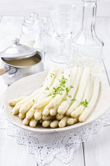 Weißer Spargel