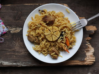 Плов, рис, мясо, чеснок