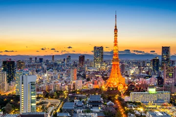 Fotobehang Tokyo, Japan Skyline bij Tokyo Tower © SeanPavonePhoto