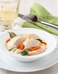 Poultry blanquette, white meat stew