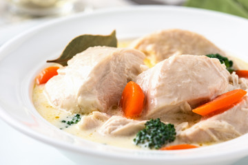 Poultry blanquette, white meat stew
