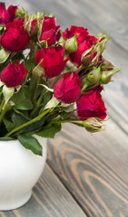 Red roses in vase