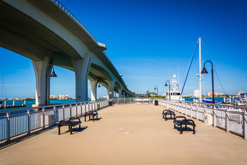 Fishing pier and Clearwater Memorial Causeway, in Clearwater, Fl