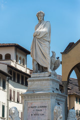 The famous poet Dante Alighieri's statue in Piazza Santa Croce i