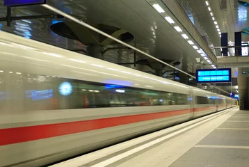 Fototapete Bahnhof Bahn