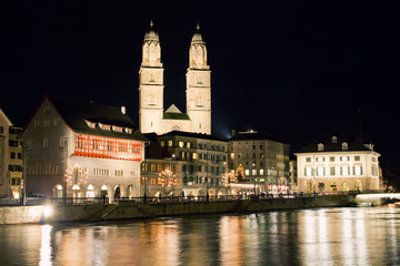 Fototapeta premium Zurich city at night in Switzerland