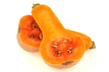 Courge butternut coupée en deux