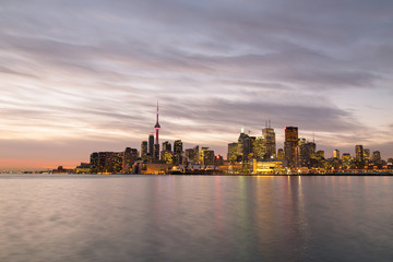 Fototapeta na wymiar Toronto Skyline from the East at twilight