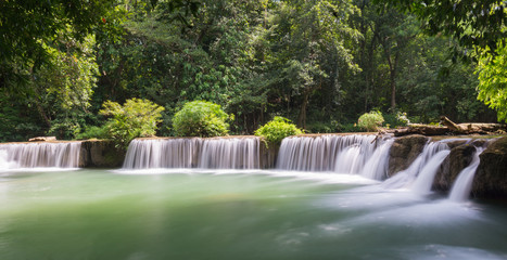 wide small waterfall, Jed Sao Noi