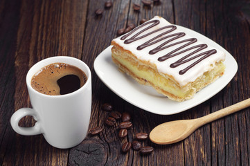 Coffee and cake with chocolate