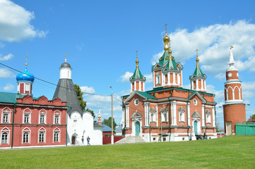 Fototapeta na wymiar Коломна, Брусенский монастырь