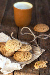 oatmeal cookies with milk