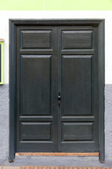 Obraz na płótnie Canvas Historic wooden door