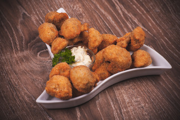 deep fried mushrooms with garlic sauce