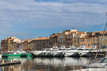 Obraz premium Port of St. Tropez in Winter