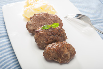 Meatballs and Mashed Potatoes