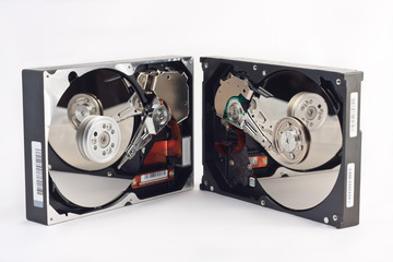 Data backup - RAID mirror disk