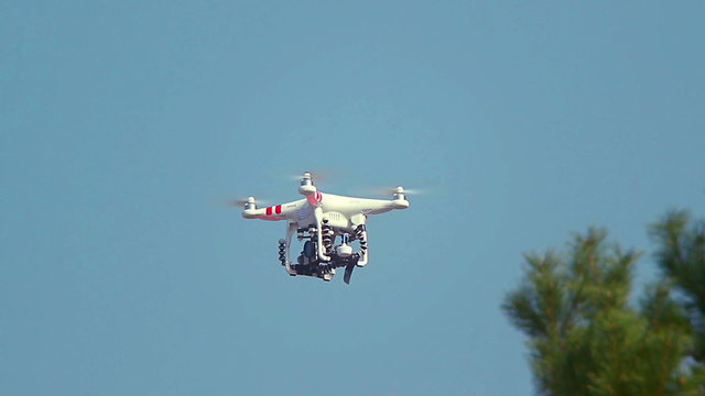 Aerial filming and photography, drone, quadrocopter, gadgets