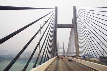 Гонконг. Вантовый мост между Лантау и Кавлуном.