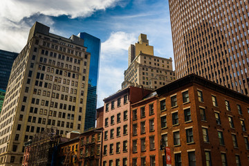 Fototapeta na wymiar Buildings in the Financial District of Manhattan, New York.
