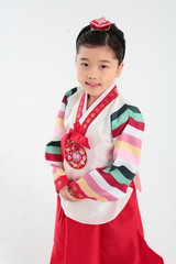 한복 입은 한국인 가족