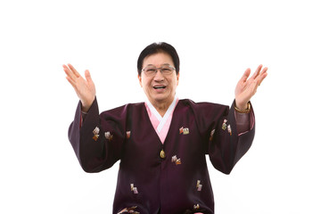 한복 입은 한국인 할아버지