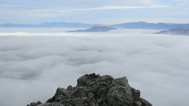 zirve başarısı&sis bulutları