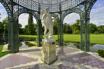 Eros ailé au Château de Chantilly (60500) en Picardie, département de l'Oise en région Hauts de France, France